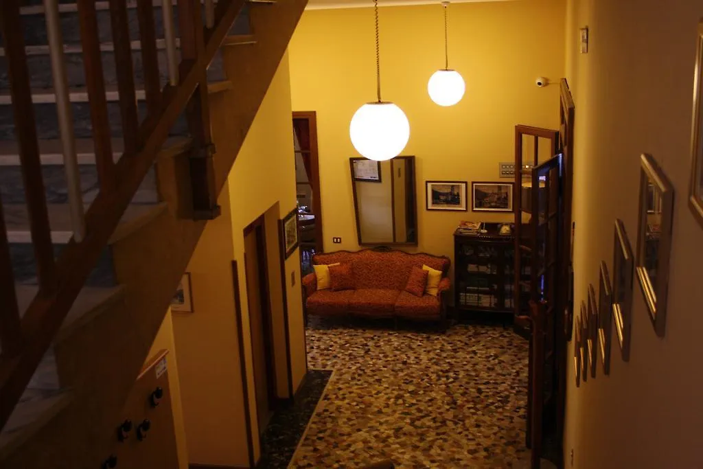 Hotel Vapore Torno